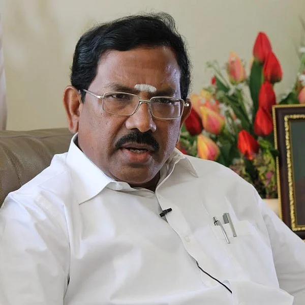 அழிந்துவரும் மொழிகள் பட்டியலில் தமிழ் உள்ளதா... முன்னாள் அமைச்சரின் பதில்!