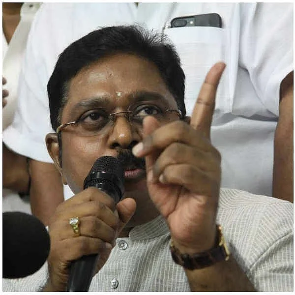 காவி அடி...! கழகத்தை அழி...! பா.ஜ.க மீது 'நமது எம்.ஜி.ஆர்' பாய்ச்சல்!