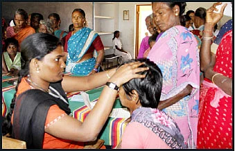 'தானே' துயர் துடைக்க.. நீளட்டும் நம் கரங்கள்!