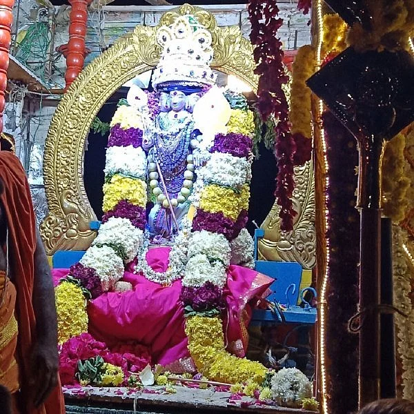 வேலூர் கோட்டையில் ‘சூரசம்ஹாரம்!’ - ஆயிரக்கணக்கான பக்தர்கள் பங்கேற்பு