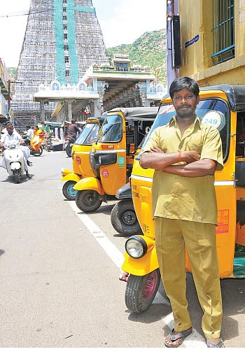 எழுத்துக்கு அப்பால்! - தொகுப்பு : கா.பாலமுருகன், இளங்கோ கிருஷ்ணன்