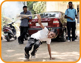 ஒரே ஒரு ஊரிலே...பரத் கொண்டு வந்த பத்தாயிரம் !
