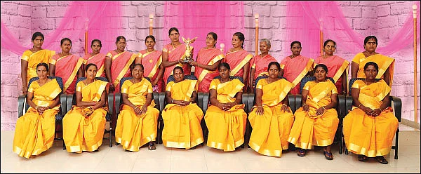 அவள் விருதுகள் - பெண்ணென்று கொட்டு முரசே!