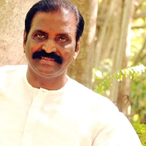 `வேசி - தாசி...' ஆண்டாள் சர்ச்சைகுறித்து வைரமுத்து விளக்கம்!