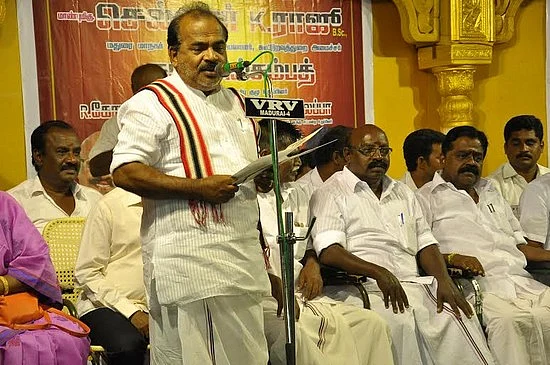 'தி.மு.க.வினரோடு சேர்ந்து துரோகம்!' - சசிகலா புஷ்பாவை விளாசிய நாஞ்சில் சம்பத்!