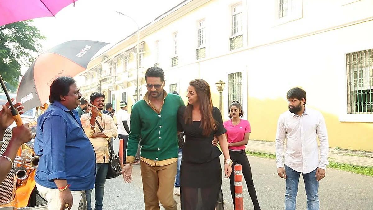 EXCLUSIVE: Watch Prabhu Deva's Dance Training for Song Shoot | Charlie Chaplin 2