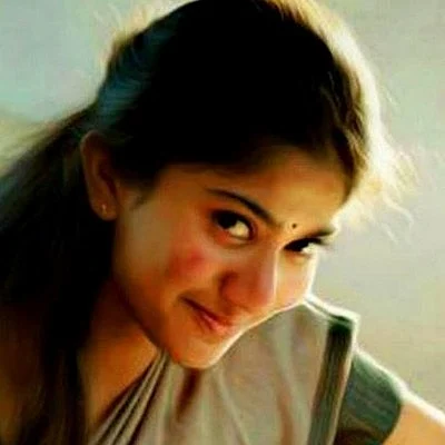 உலகம் உருண்டை : சேட்டன்கள் மனதை கட்டிப் போட்ட தமிழகத்தின் சாய் பல்லவி!