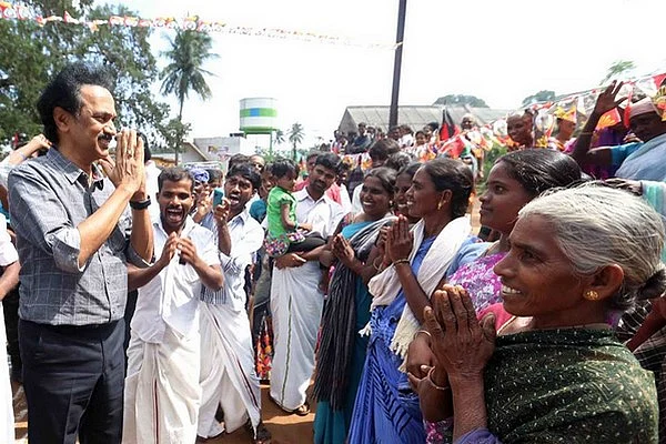 ஜெயலலிதாவின் அதிரடி வியூகம் கூட்டணிக்கா... குழப்புவதற்கா?