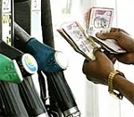 பெட்ரோல் விலை லிட்டருக்கு ரூ.2 குறைய வாய்ப்பு