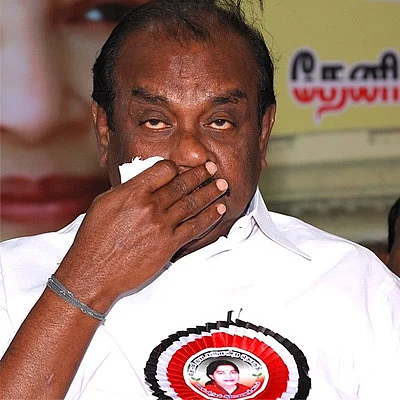 மதுவிலக்கு பற்றி பேச கருணாநிதி, வைகோவுக்கு என்ன யோக்யதை? நத்தம் விஸ்வநாதன் கேள்வி!