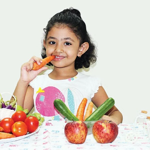 குளிர்காலத்தில் குழந்தைகளுக்கு நெஞ்சில் சளிப்பிடிக்காமல் இருக்க... சித்த மருத்துவர் டிப்ஸ்!