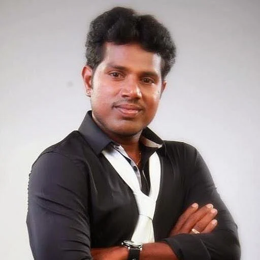 "நேரமே சரியில்லைனு சொன்னாங்க. 'லொள்ளு சபா' கைகூடி வந்திருக்கு!" - அமுதவாணன்