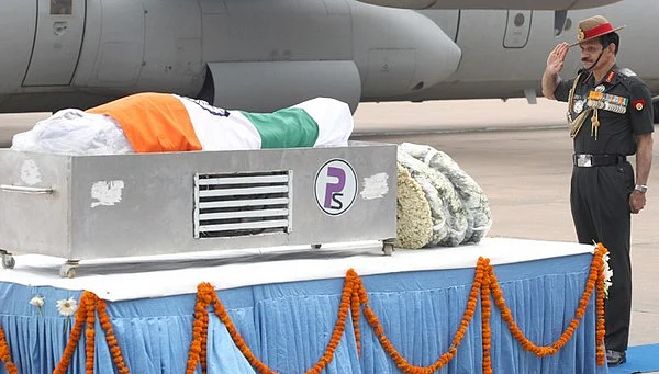 அப்துல்கலாம் உடலுக்கு ஜனாதிபதி, பிரதமர் நேரில் அஞ்சலி!