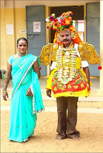 கூத்துக்கட்டி ஆட வந்தோம்!