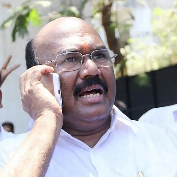 அமைச்சர் ஜெயக்குமார் எப்படிப்பட்டவர்? - திருமணம் முதல் சிந்து வரை பகிரும் சகோதரர் | Minister jayakumar's own brother shares about the audio controversy