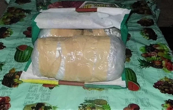 கஞ்சா கடத்தியதாக நாகை மீனவர்கள் 2 பேர் கைது!