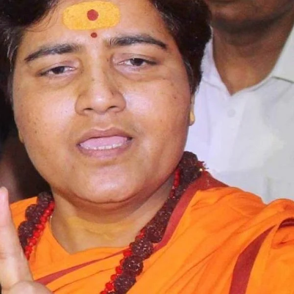 பிரக்யா சிங்கை பா.ஜ.க களமிறக்கியது ஏன்?- யெச்சூரி வெளியிட்ட தகவல்