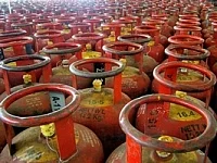 கேஸ் சிலிண்டர்கள்