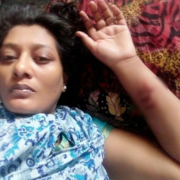 `நீ என்னை நிம்மதியா வாழ விடமாட்டாயா?' - போனில் கதறிய நடிகை நிலானி