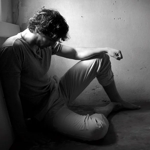 மூடிய இடம் பற்றிய பயம் - (Claustrophobia)