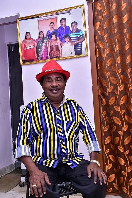 ``இலங்கையில் மளிகைக் கடை, குண்டடி அனுபவம், காமெடி நடிகன் வாழ்க்கை!'' - `போண்டா’ மணியின் பின்னணி