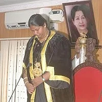 நீதிபதி குன்ஹாவை கண்டித்து தீர்மானம்: நீதிமன்றத்தில் மன்னிப்பு கோரிய அ.தி.மு.க மேயர்!