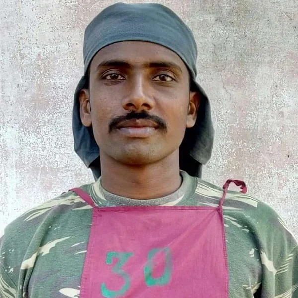 இறந்தது என் மகனா; உறுதியான தகவல் வேண்டும் - சிஆர்பிஎஃப் வீரரின் தந்தை உருக்கம்