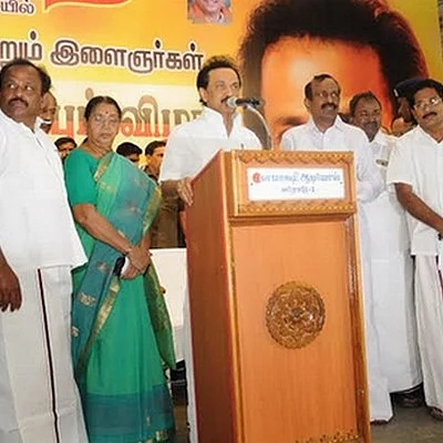 சசிகலா புஷ்பா விவகாரம்: ஸ்டாலின் 'பஞ்ச்'
