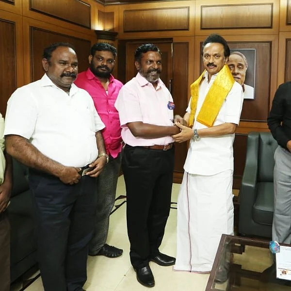 ஸ்டாலினை சந்தித்த திருமாவளவன்! - அச்சாரம் போட்டாரா தினகரன்?