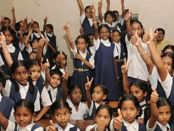 5 & 8 வகுப்புகளுக்குப் பொதுத்தேர்வு அவசியமா? சர்வே முடிவு! #VikatanSurveyResult