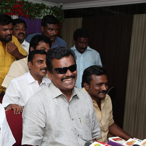 `அமைச்சர்கள் எஸ்கேப் ஆவார்கள்; இந்த ஆட்சியை கலைக்கப்போறோம்!'- தங்க தமிழ்ச்செல்வன்