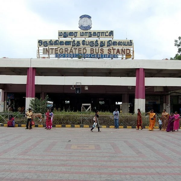 16 தேர்தல்கள்; 2 பேர் மட்டுமே போட்டி! - மதுரையில் பெண் வேட்பாளர்களைக் களமிறக்காத அரசியல் கட்சிகள்