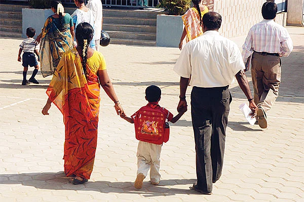 பள்ளிக் கல்விக் கட்டணம்... திட்டமிட்டால் திண்டாட்டம் இல்லை!