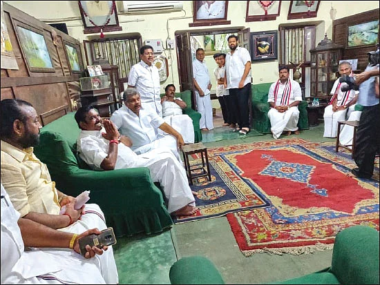 எலெக்ஷன் எக்ஸ்பிரஸ்
