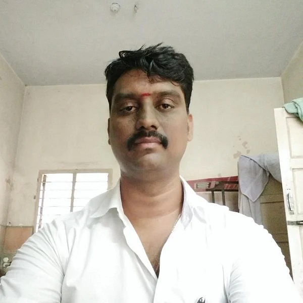 `அவ்வளவு நேரம் வலியைத் தாங்கிக்கொள்ள மாட்டார்’ - இரண்டு உயிர்களைக் காப்பாற்றிய 108 ஆம்புலன்ஸ் ஊழியர்கள்!