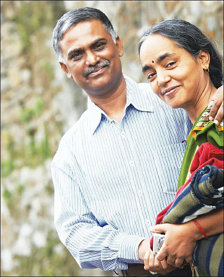 ‘எம்ப்டி நெஸ்ட் சிண்ட்ரோம்!’ பெற்றோரைத் தாக்கும் புதிய பிரச்னை