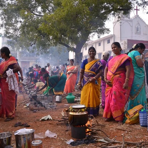 `அந்தோணியார் ஆலயத்தில் பொங்கல்; மஞ்சு விரட்டு' - மத நல்லிணக்கத்தைப் பேணிக் காக்கும் கண்டிபட்டி மக்கள்!