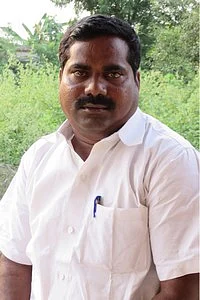 அந்த மூன்று பேர்! நாட்டையே திரும்பி பார்க்கவைக்கும் கண்டமங்கலம் கிராம இளைஞர்கள்!