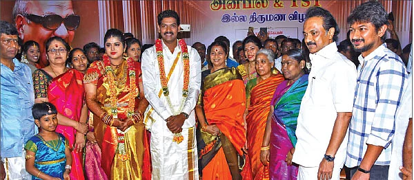 பொலிட்டிகல் பொடிமாஸ்!