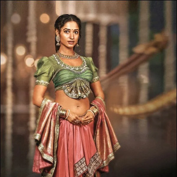 விஷால் படத்தில் நெகட்டிவ் ரோலில் தமன்னா!