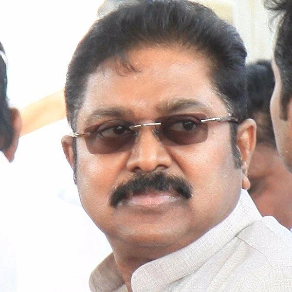 AIADMK Rival factions ready for merger!