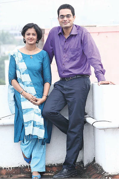 சக்சஸ் ஐ.ஏ.எஸ் தம்பதி!