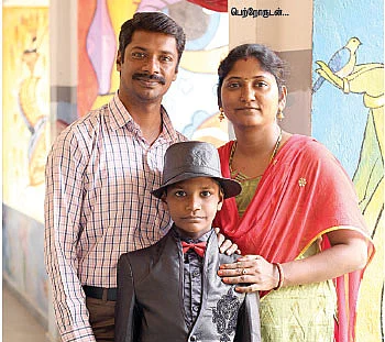 ஜொலிக்கும் சூப்பர் ஸ்டார்!