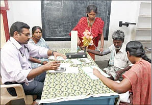 தொடரும் மருத்துவ முகாம்...