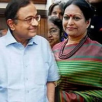 சாரதா நிறுவன மோசடி: ப.சிதம்பரத்தின் மனைவியிடம் சிபிஐ விசாரணை!