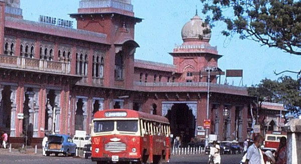 மெட்ராஸ் வரலாறு : ஐந்து காசு பேருந்து கட்டணம் உயர்வு - கிளர்ந்து எழுந்த மக்கள் | பகுதி 22