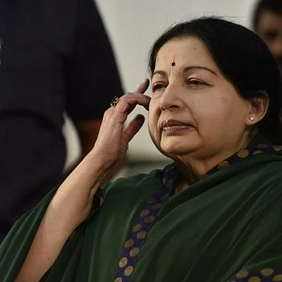 வலுத்தது எதிர்ப்பு: பிரசார நேரத்தை மாற்றினார் ஜெயலலிதா!