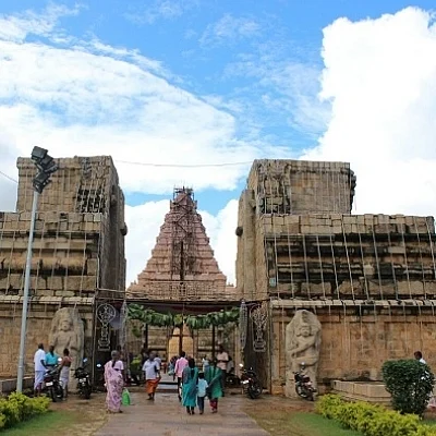 கங்கை கொண்ட சோழீச்சுவரர் கோயில்....சோழர்களின் மணிமகுடம்!