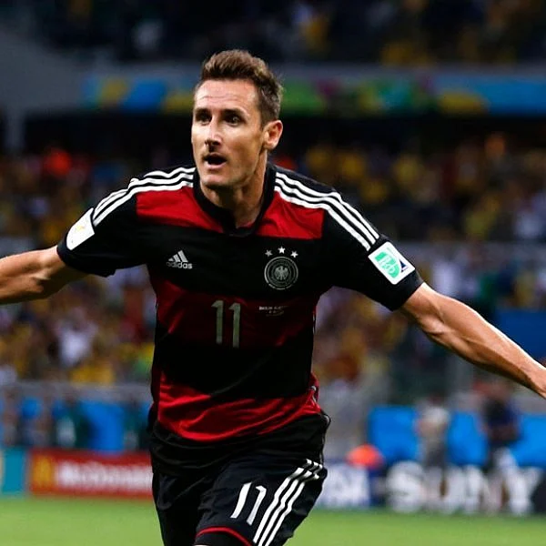 பீலே, ரொனால்டோ, குளோஸ்... உலகக்கோப்பையின் டாப் ஸ்கோரர்கள்! #WorldCup