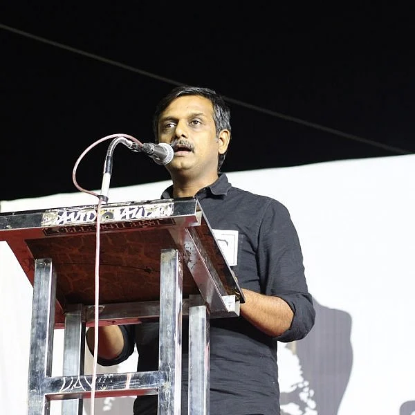 ``ஊடகவியலாளர் முத்துக்குமாரின் தியாகம், தமிழக அரசியலை உலுக்கியது..!"- திருமுருகன் காந்தி